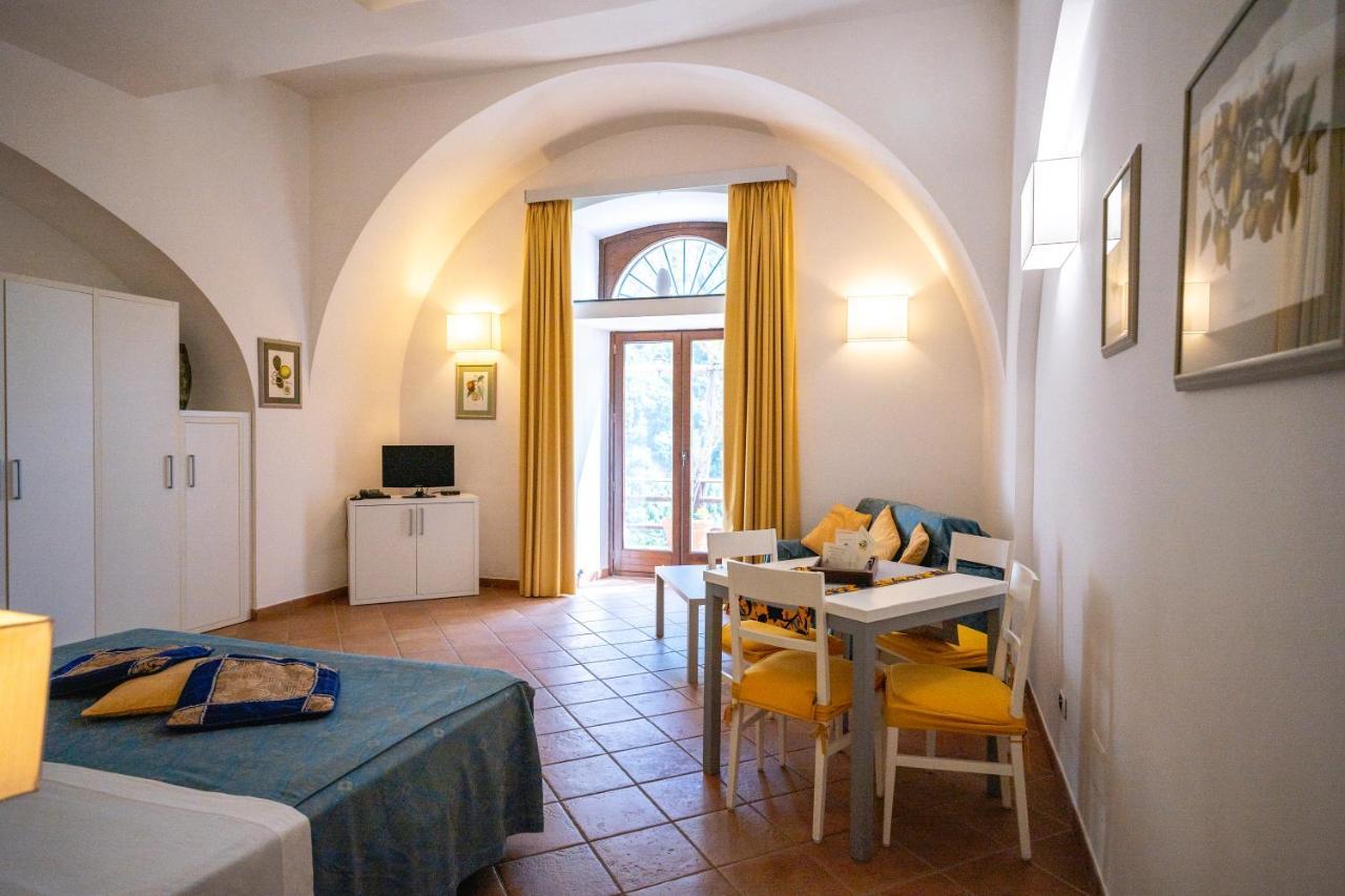 Apartamento Limoneto Di Ercole Maiori Exterior foto