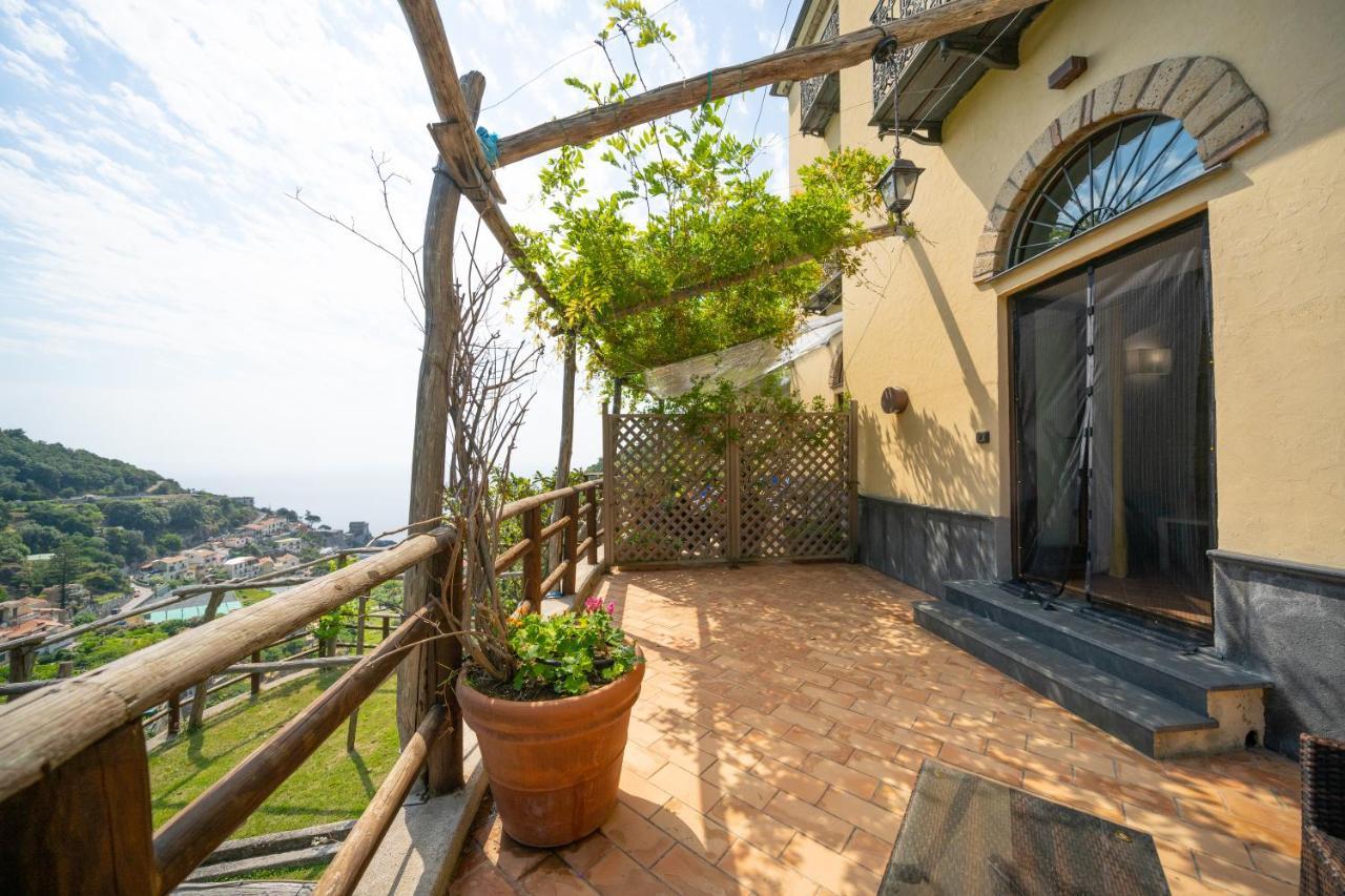 Apartamento Limoneto Di Ercole Maiori Exterior foto